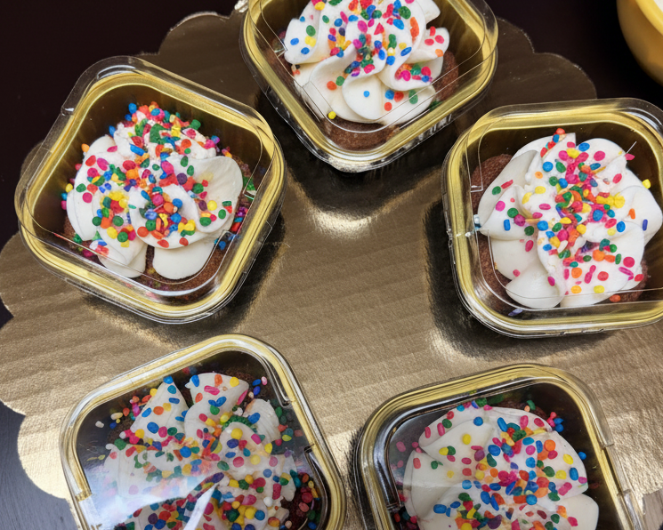 Flower Square Mini Cakes