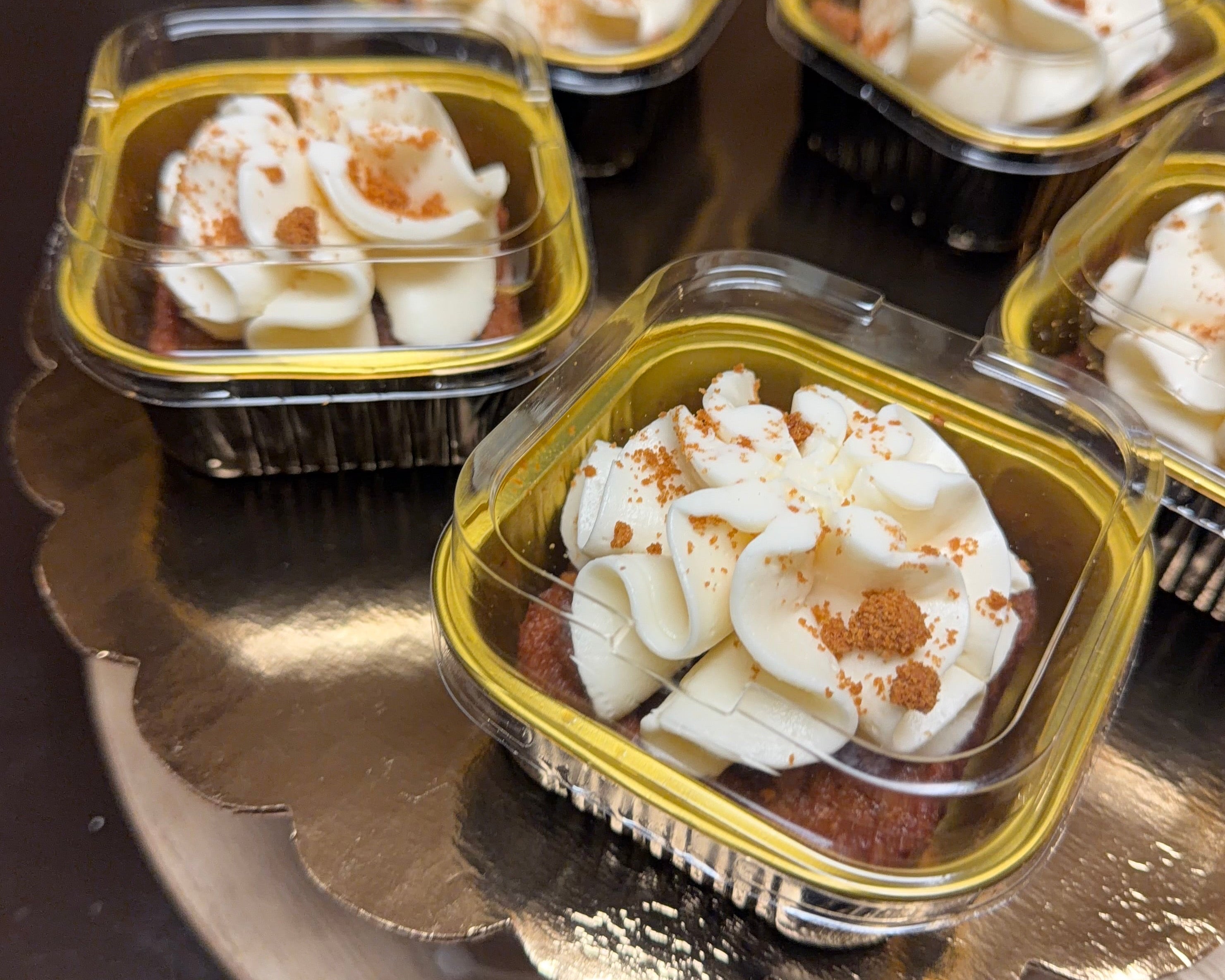 Flower Square Mini Cakes