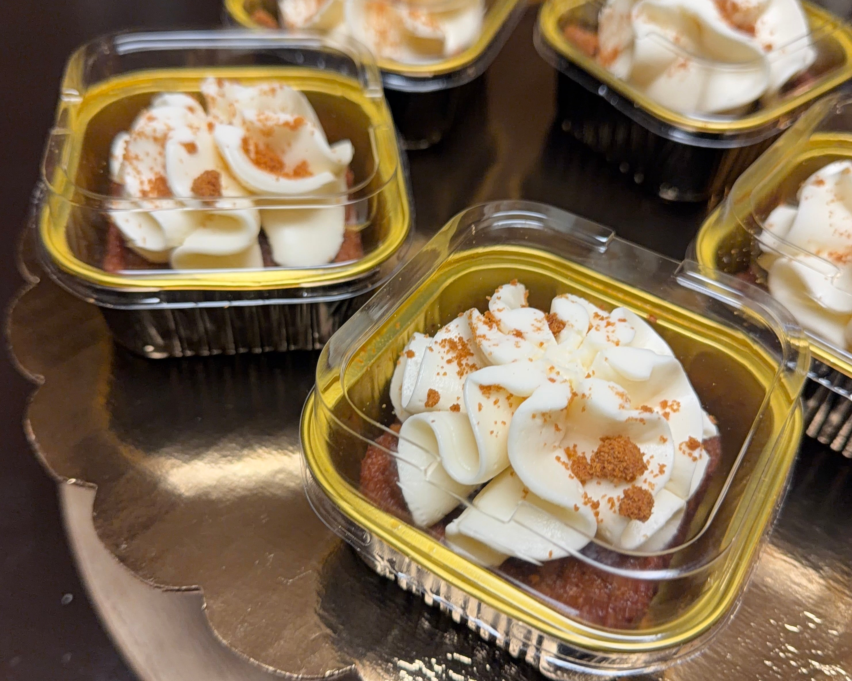 Flower Square Mini Cakes